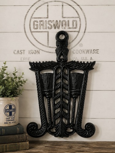 Griswold 1728 tassel grain - tassel,