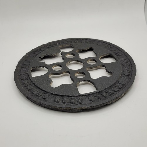 Round cast iron - 6.5”, trivet
